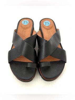 Gentle Souls Leather Chunky Sandals Size 7.5